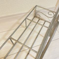 ラック 飾り棚　小物入れラック　小物ラック　シルバーの画像