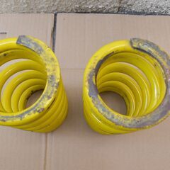 直巻きスプリング(自由長180mm、内径65mm) 10.41kg/mmの画像