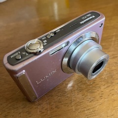取説有 デジカメ　カメラ　パナソニック　ルミックス　LUMIX   DMC-FS3  ジャンク　家電の画像
