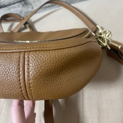 MICHAEL KORS ブラウン ショルダーバッグの画像