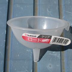 オイル、添加剤等を入れる時に