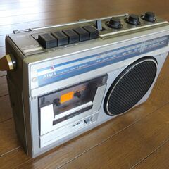 ラジオ　カセットレコーダー　昭和レトロ