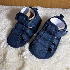 ベビーサンダル新品