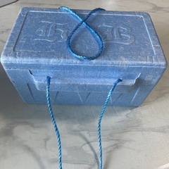 保冷　クーラーボックス（発泡スチロール  ）おでかけ　アウトドア　キャンプ　海　　の画像