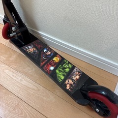 アベンジャーズ　キックボードの画像