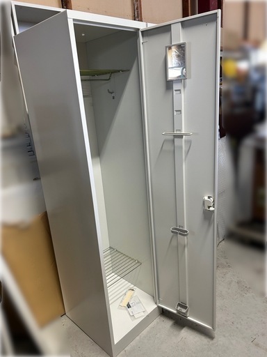 ☆1人用ロッカー 鍵付き　美品です 