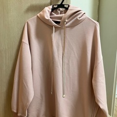 【美品】ピンク色パーカー　ジャージ生地　（レディース）