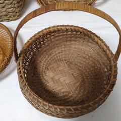 売り切り！骨董市購入2点【カゴ4点まとめて】ナチュラルインテリアにの画像