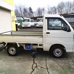 H17年ハイゼットトラックSP ４WD 5速 ＰＳ 走行46.000キロ 石川県出身錆が少ないので長く乗れますの画像