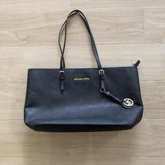 マイケルコース　MICHAEL KORS　トートバッグ　A4　仕事用バッグの画像