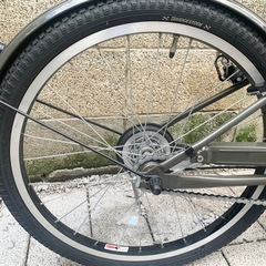 🚲✨ 大人も兼用できちゃう！おしゃれなダークグレーのブリヂストン bikke j 22インチ 中古美品 ✨🚲の画像
