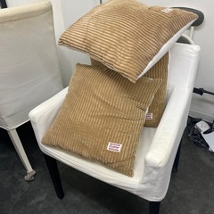 スクエア型イス