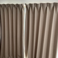 ニトリ　カーテン　ベージュ