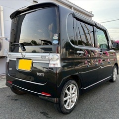 24年式☆月々9千円〜分割可❗️車検2年付き！【名義変更代込み】広い車内！大人気‼️ダイハツ タントカスタム☆SDナビ付き☆走行中DVD見れます♪ETC付き☆純正アルミ☆事故修復歴無し☆電動スライドドア☆ドライブレコーダー☆そのまま乗って帰れます！の画像