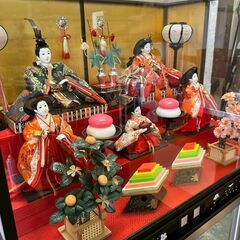 【直接引取限定】 雛人形 ガラスケース  おひな様 雛祭り ５人飾り３段ケース入り 雪洞照明 オルゴール付 N0818の画像