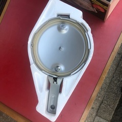 NO：3544    4合炊圧力鍋‼️未使用超お買い得品❣️の画像