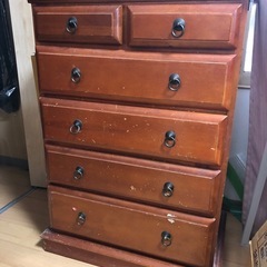 タンス　　　譲ります