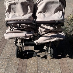 付属品多数有！エアバギーココダブル　双子ベビーカーの画像