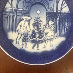 美品 人気の
ロイヤルコペンハーゲン イヤープレート 飾り皿 18.5cm 1990年の画像