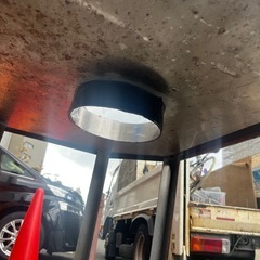 ステンレス　作業台　穴開きの画像