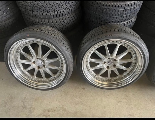 お値下げ致しました☺️レクサス　LS600hL 4本セット ラジアルタイヤ ホイールセット