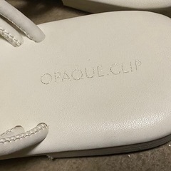 OPAQUE.CLIPの白サンダル24.0の画像
