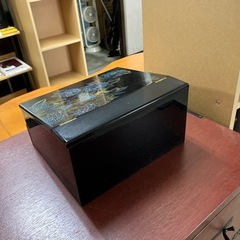 ☆値下げ☆O2504-816 アクセサリー・小物入れ アジサイ柄 鏡付き 中古の画像