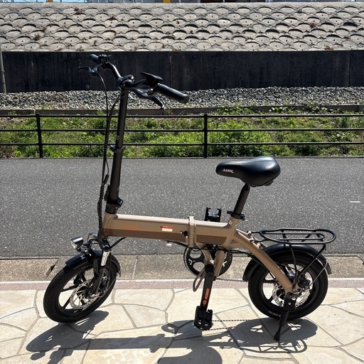 本日出品終了【新品未使用】折りたたみ自転車 新品未使用品✨️電動自転車 電動折り畳み自転車 折り畳み自転車