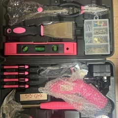 充電式電動ドライバー工具セットの画像