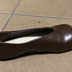 茶色のシューズの画像