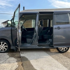 低走行6万キロ！月々9千円〜分割払い可❗️ 車検2年付き！【名義変更代込み】大人気☆スズキ パレットSW☆HDDナビ付き☆走行中DVD見れます☆ETC付き☆電動スライドドア☆ドラレコ☆スマートキー☆フルオートエアコン☆純正アルミ☆事故修復歴無し☆そのまま乗って帰れます‼️の画像