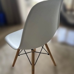 チェア［ホワイト］の画像