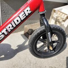 ストライダー　赤の画像