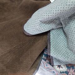 Carpet 185cm x 185cmの画像