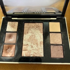高級化粧品　SUQQU  BOBBI BROWN  DEAR DAHLIA CHANEL セット品の画像