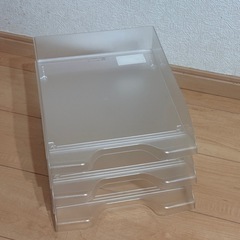 デスクトレー　3個セットの画像