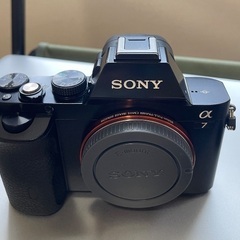 良品 Sony a7 ボディ バッテリーチャージャーセットの画像