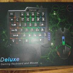 Deluxe　ゲーミングキーボード　マウス