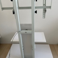 【美品】壁掛け風テレビ台（棚板つき）の画像