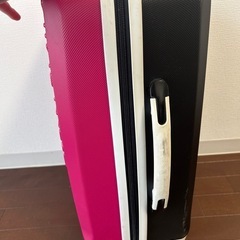 Nine West キャリーケースの画像