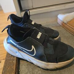 NIKE キッズスニーカー