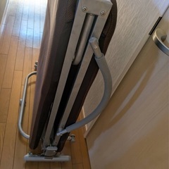 折りたたみベットの画像