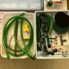 【取引完了】60cmガラス水槽セット（照明・外部フィルター・ろ材込み）の画像