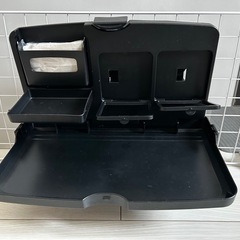 後部座席用簡易テーブルの画像