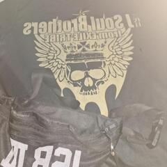 三代目J Soul BrothersTシャツとショルダーバッグ