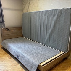 ニトリ　シングルベッド+マットレス+除湿シート
の画像