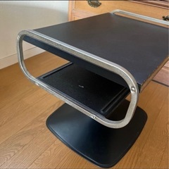 サイドテーブルの画像