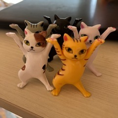 ペンたて　ねこの置物　アクセかけの画像