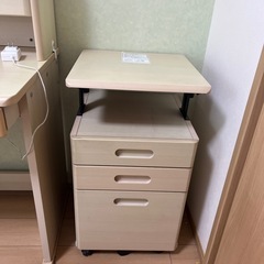 学習デスク ラック&チェアセットの画像