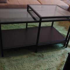 IKEA VITTSJO ガラステーブルの画像